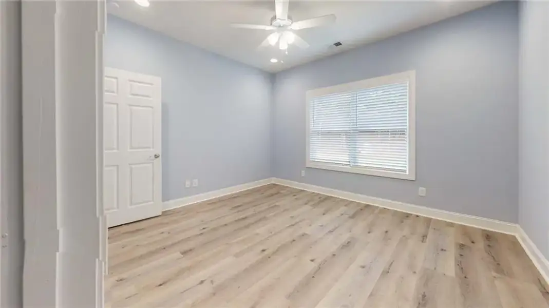 Spacious, unfurnished interior of a new home in , Rome (Image 48).