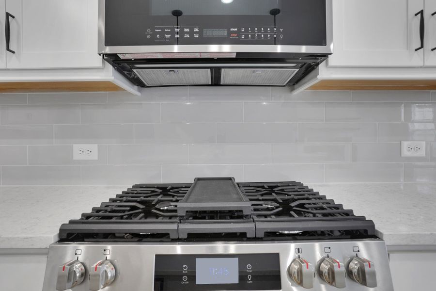 Close-up of interior finishes inside a home in Villas at Dawsonville Townhomes, Dawsonville (Image 16).