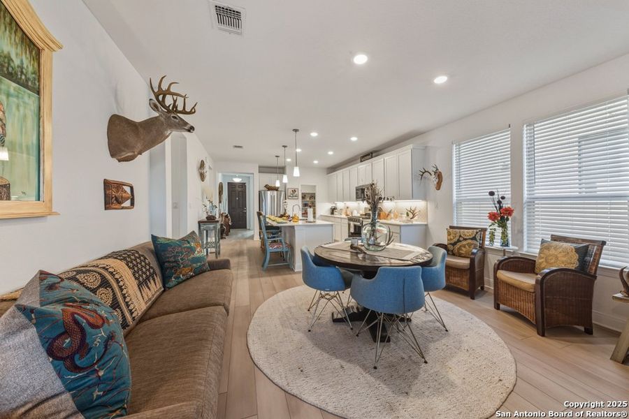 Furnished interior view inside a new home in La Cima, San Marcos (Image 9). Furnished interior view inside a new home in La Cima, San Marcos (Image 9).