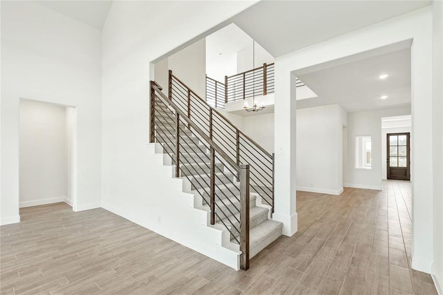 Spacious, unfurnished interior of a new home in Glenbrook, Red Oak (Image 33).
