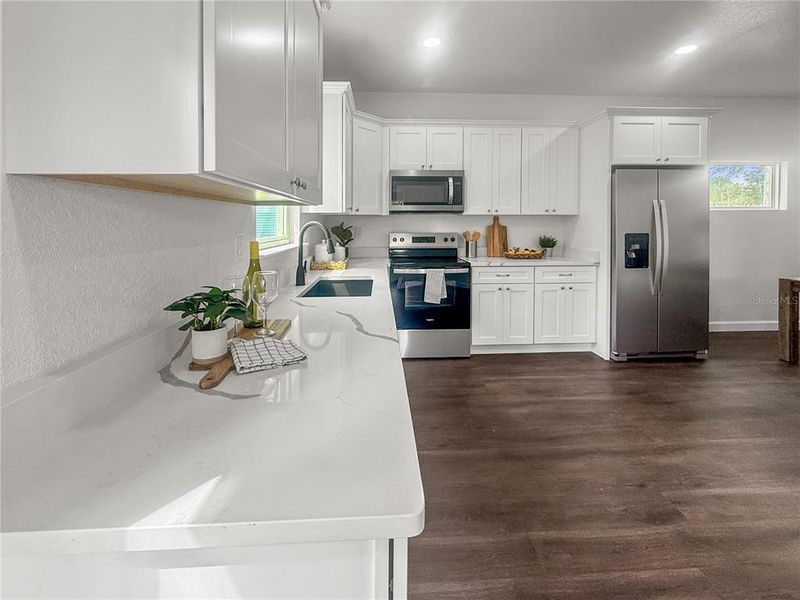 Furnished interior view inside a new home in , Alachua (Image 14).