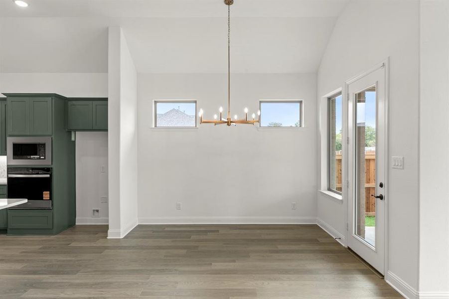 15. 801 Stoney - Dining 15. 801 Stoney - Dining