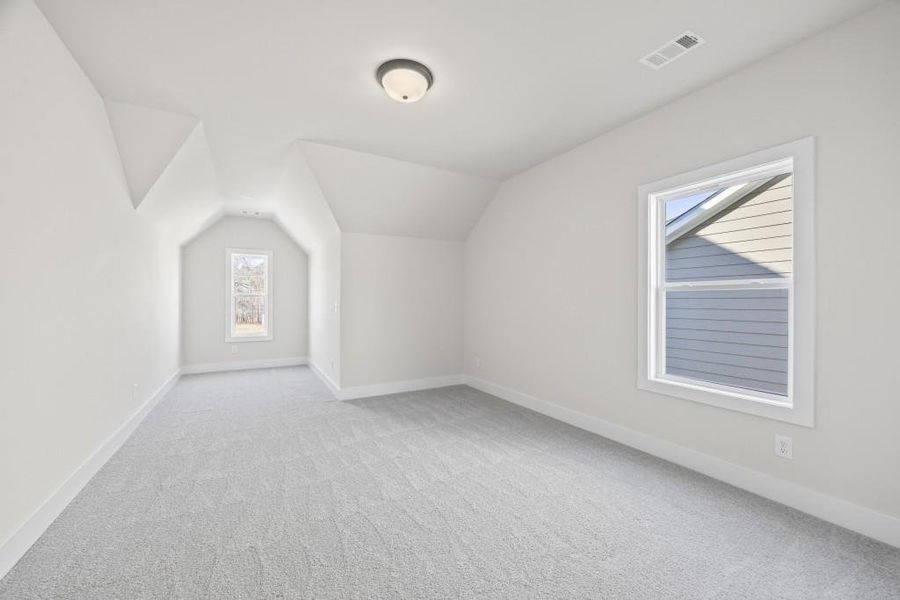 Spacious, unfurnished interior of a new home in , Hartwell (Image 51).