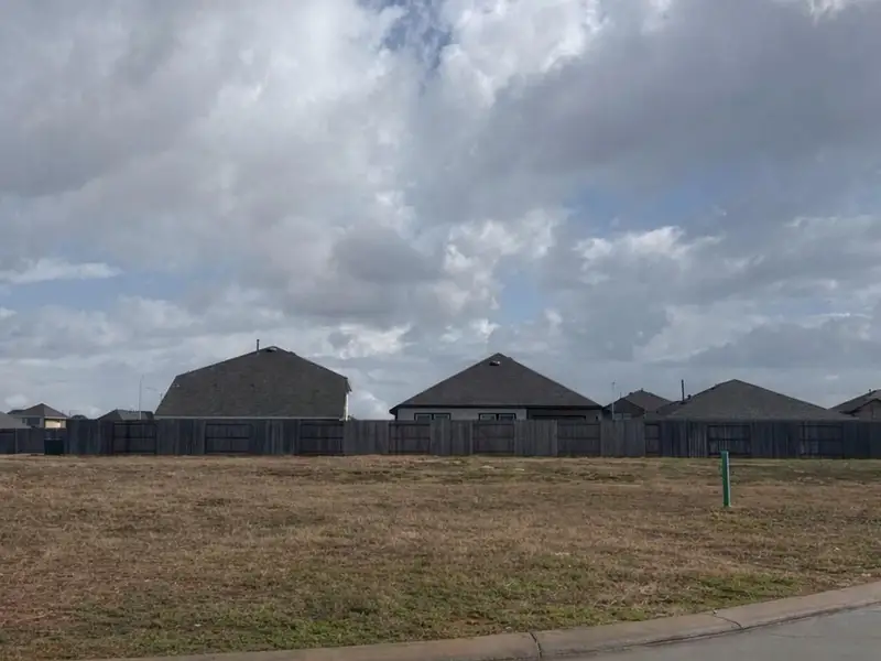 Image 6 of a home in Sunterra.