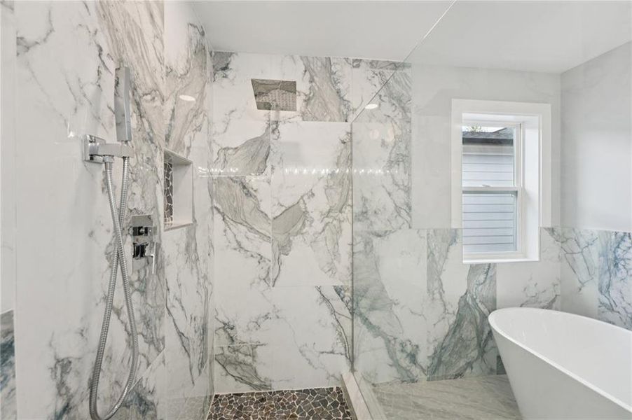 Furnished interior view inside a new home in , Hapeville (Image 15).