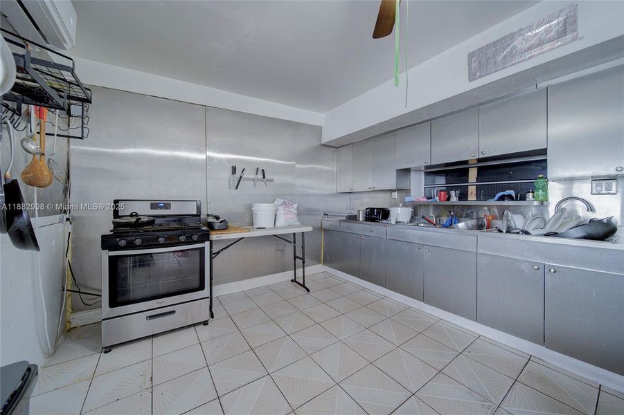 Furnished interior view inside a new home in , Miami (Image 42). Furnished interior view inside a new home in , Miami (Image 42).