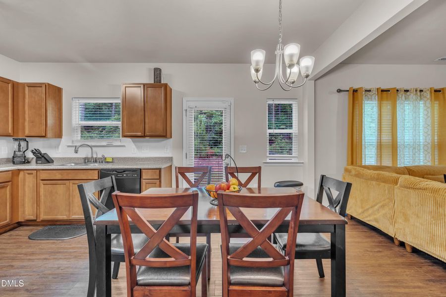 20-111 S Rose Hill Dr-15 20-111 S Rose Hill Dr-15