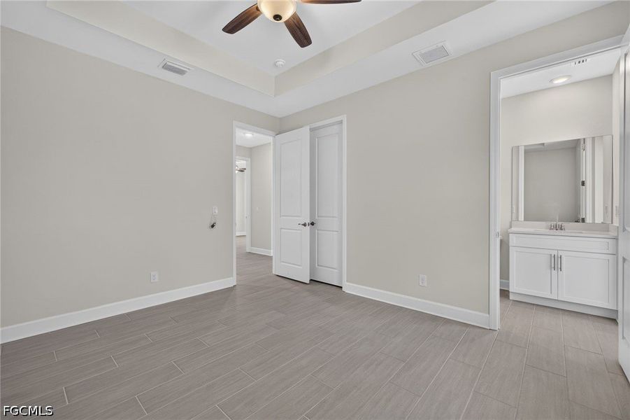 Spacious, unfurnished interior of a new home in Cape Coral, Cape Coral (Image 27). Spacious, unfurnished interior of a new home in Cape Coral, Cape Coral (Image 27).