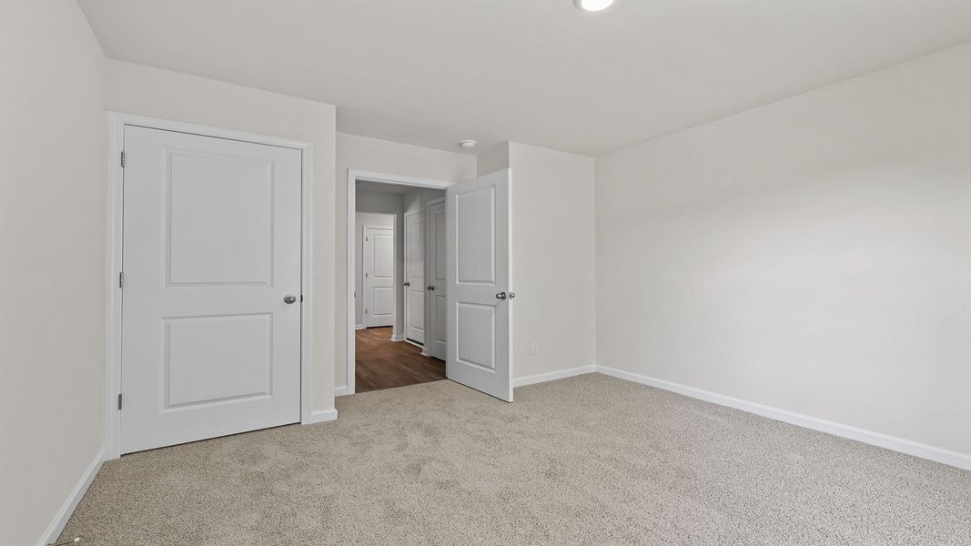 Spacious, unfurnished interior of a new home in Spring Ridge, Anderson (Image 21).