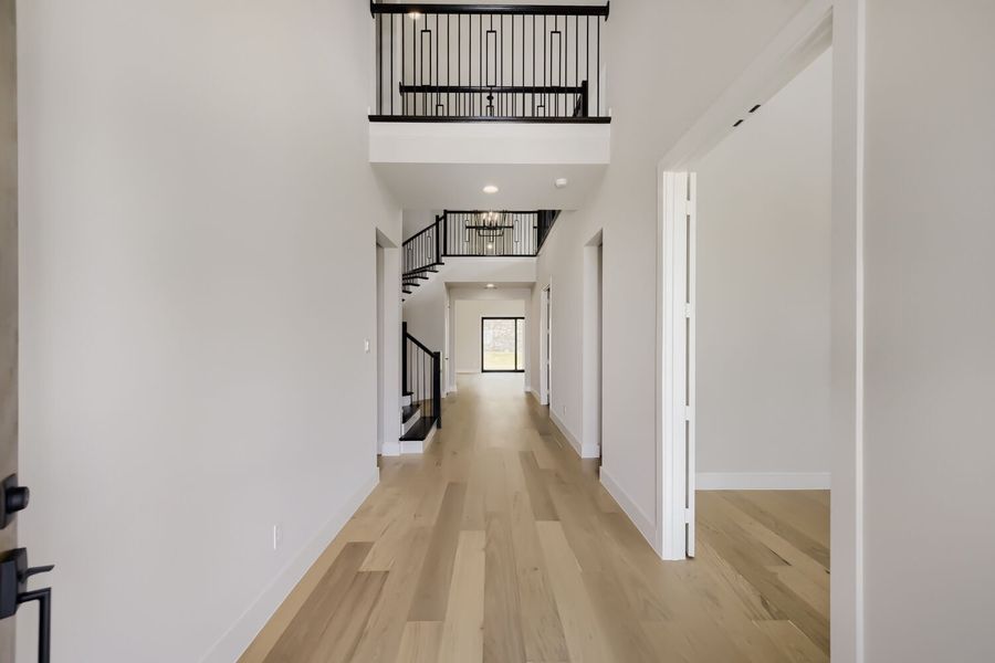 794 White Sage - Entry 794 White Sage - Entry