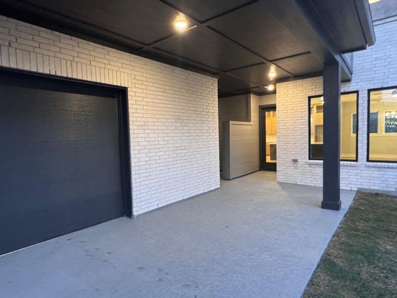 Welcome to The Harkins by David Weekley Homes. Move-In-Ready Now!