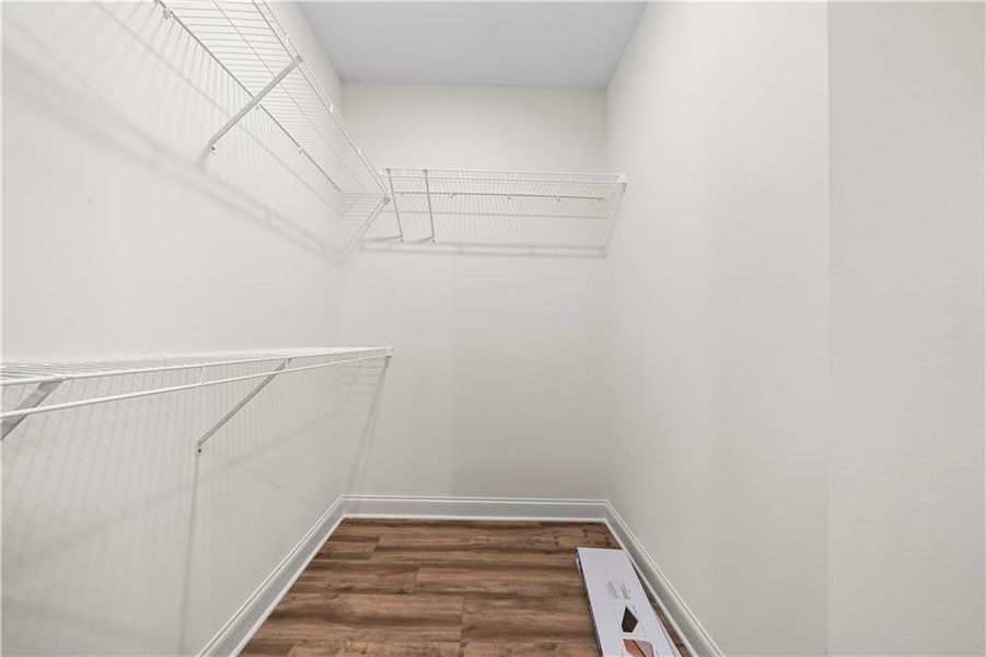 Spacious, unfurnished interior of a new home in , Dallas (Image 13).