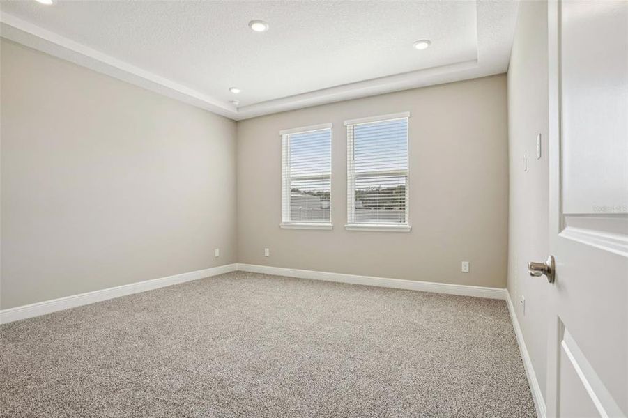 Spacious, unfurnished interior of a new home in Legends Preserve - Signature Series, Daytona Beach (Image 30).