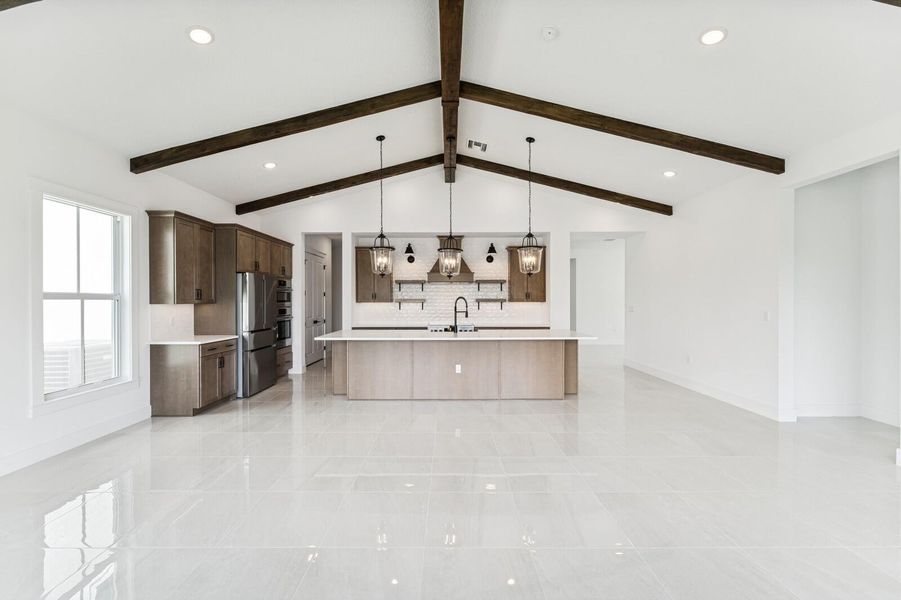 Kitchen, Great Room & Dining Area Kitchen, Great Room & Dining Area