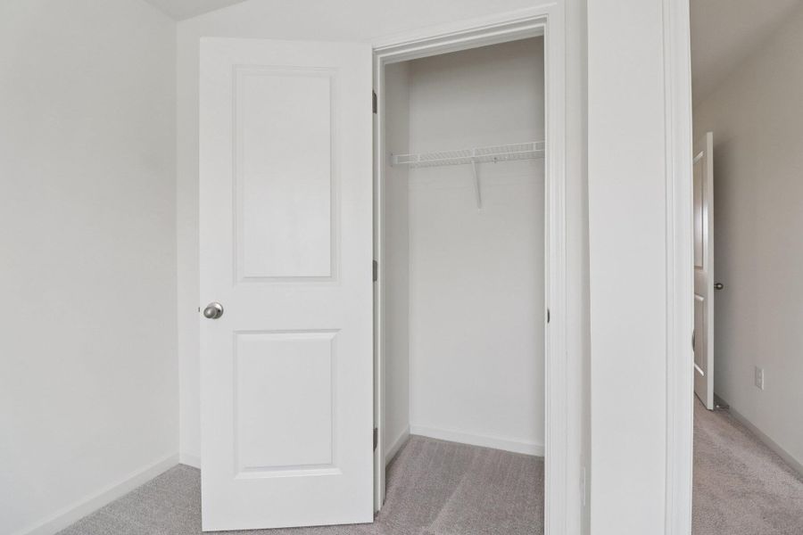 Spacious, unfurnished interior of a new home in Halstead, Moncks Corner (Image 22).