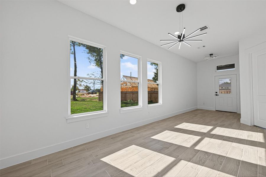 Spacious, unfurnished interior of a new home in , Dayton (Image 16).