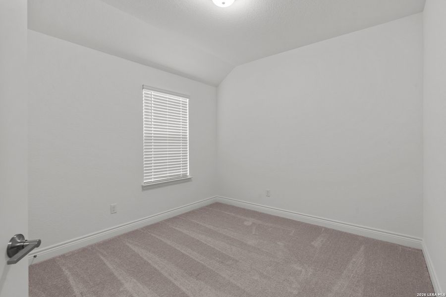 Spacious, unfurnished interior of a new home in Legacy at Lake Dunlap, New Braunfels (Image 29).