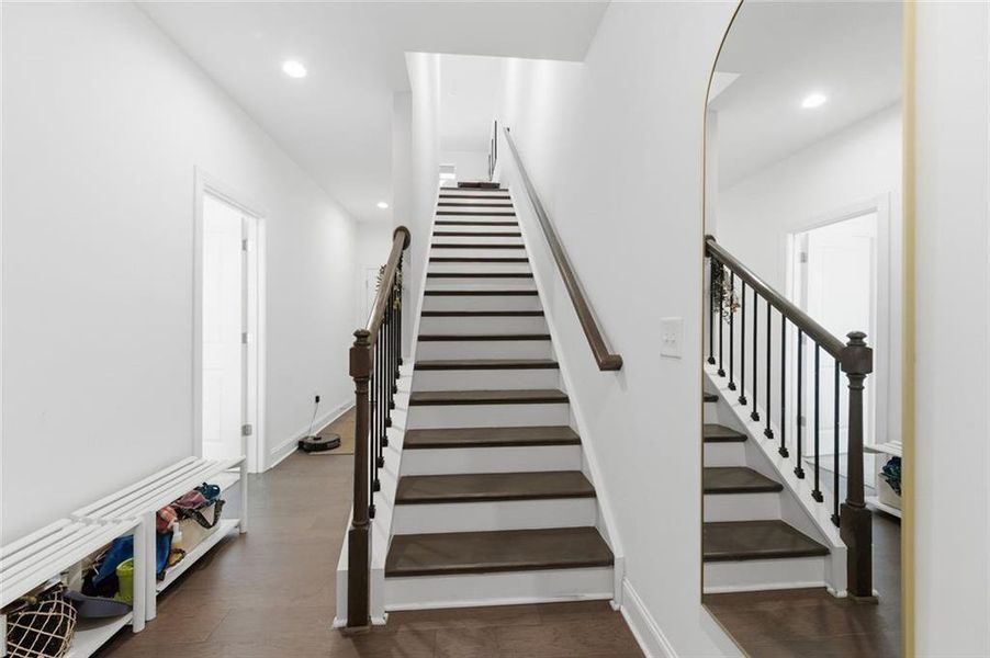 Spacious, unfurnished interior of a new home in , Duluth (Image 23).