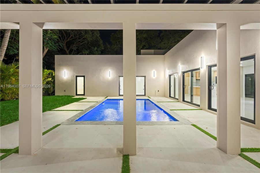 Exterior details and patio area of a home in , North Miami (Image 43).