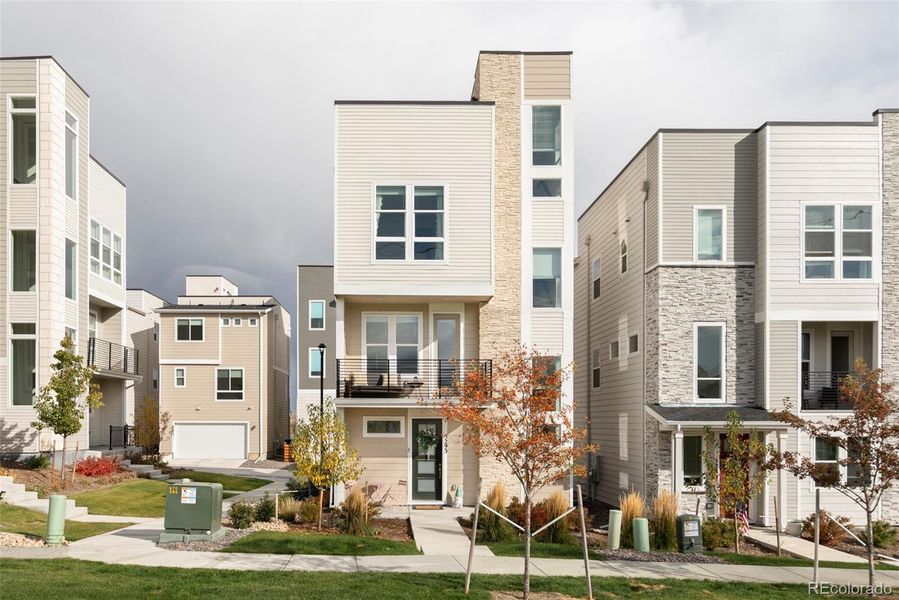 Image 34 of a home in .