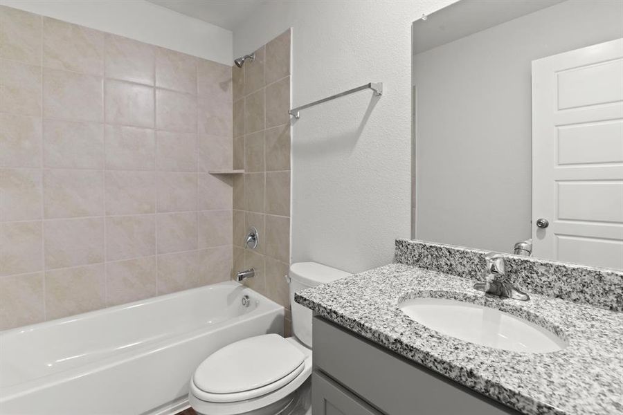 Furnished interior view inside a new home in Deer Creek, Fort Worth (Image 8). Furnished interior view inside a new home in Deer Creek, Fort Worth (Image 8).