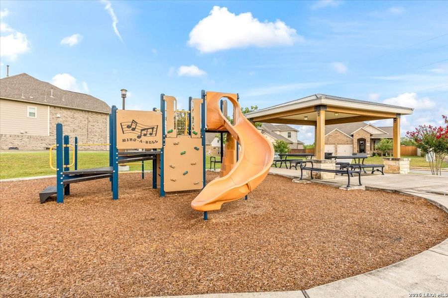 Community amenities in Foxbrook, Cibolo (Image 46).