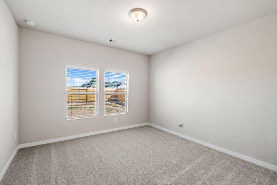 Spacious, unfurnished interior of a new home in Arabella on the Prairie 60', Richmond (Image 12).