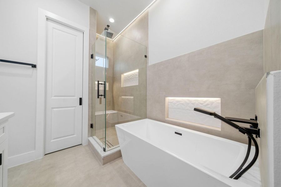 Furnished interior view inside a new home in , Houston (Image 12).