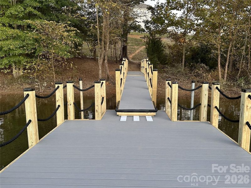 Community amenities in Legacy at Reid's Cove, Mooresville (Image 34).