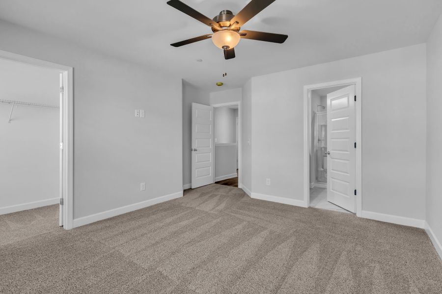 Spacious, unfurnished interior of a new home in Oxford Station, Gallatin (Image 25). Spacious, unfurnished interior of a new home in Oxford Station, Gallatin (Image 25).