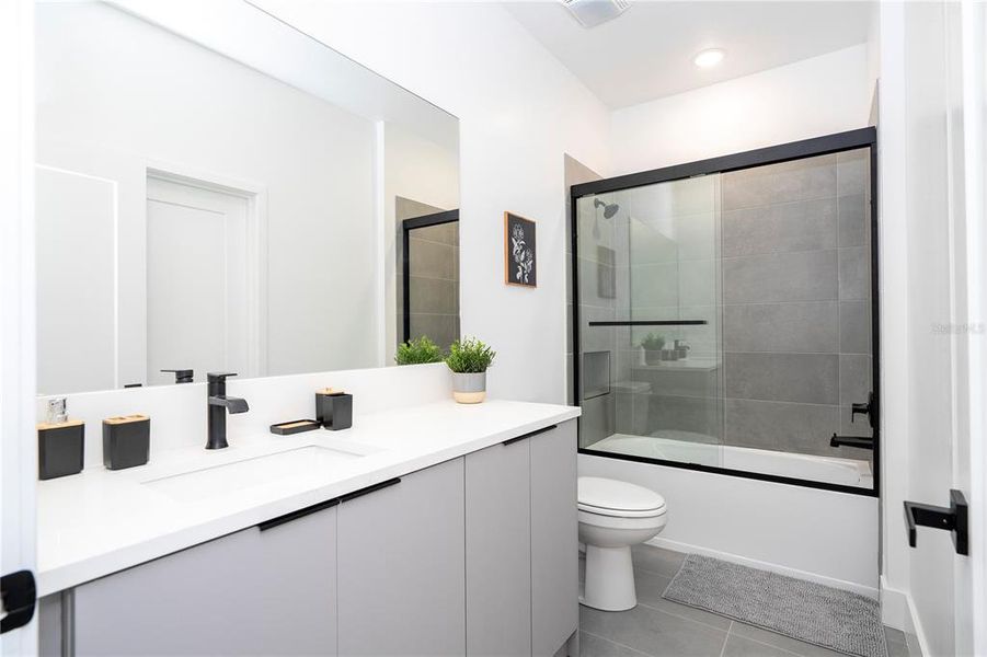 Furnished interior view inside a new home in , Kissimmee (Image 28).