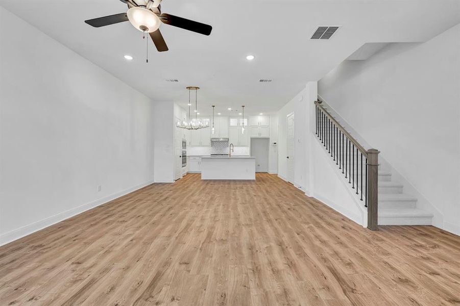 Spacious, unfurnished interior of a new home in Hillside at Las Colinas, Irving (Image 31). Spacious, unfurnished interior of a new home in Hillside at Las Colinas, Irving (Image 31).