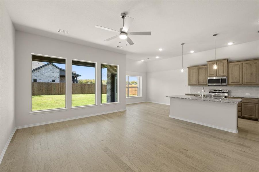 10352 Tapioca-  Living Room-3