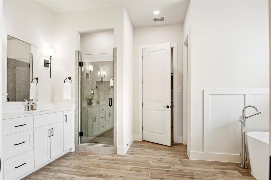 Furnished interior view inside a new home in Lincoln Pointe, Van Alstyne (Image 25).