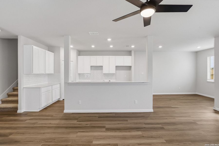 Spacious, unfurnished interior of a new home in Melissa Ranch, San Antonio (Image 46). Spacious, unfurnished interior of a new home in Melissa Ranch, San Antonio (Image 46).