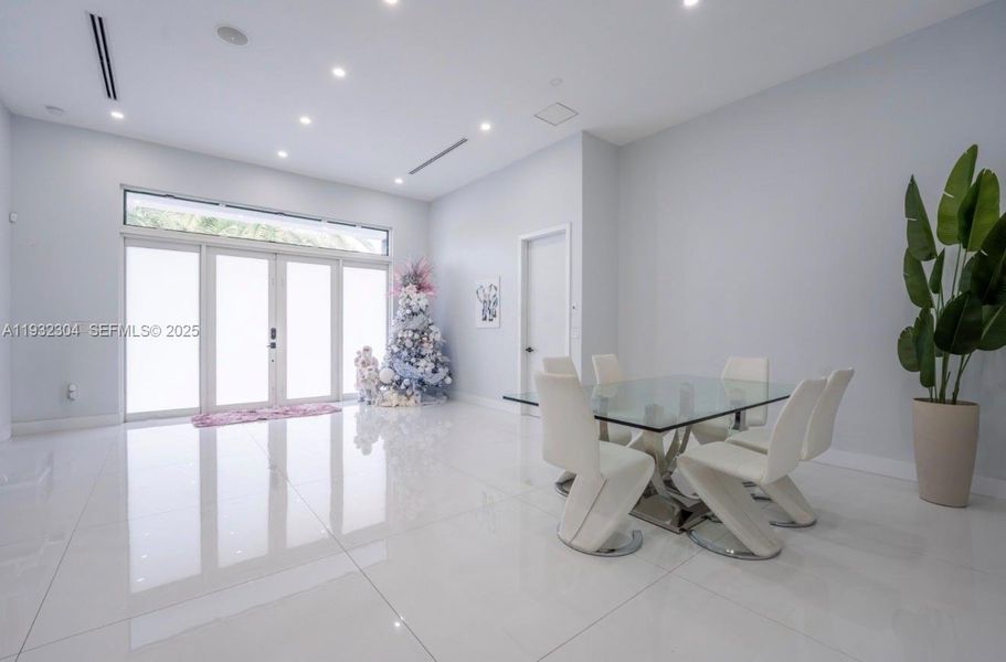 Furnished interior view inside a new home in , Miami (Image 6).