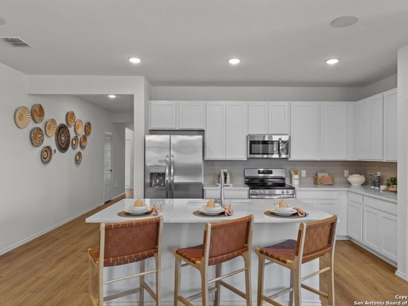 Furnished interior view inside a new home in Hickory Ridge, San Antonio (Image 6). Furnished interior view inside a new home in Hickory Ridge, San Antonio (Image 6).