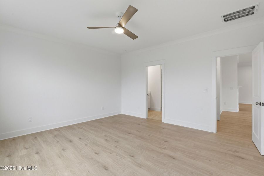 Spacious, unfurnished interior of a new home in WyndWater, Hampstead (Image 9). Spacious, unfurnished interior of a new home in WyndWater, Hampstead (Image 9).