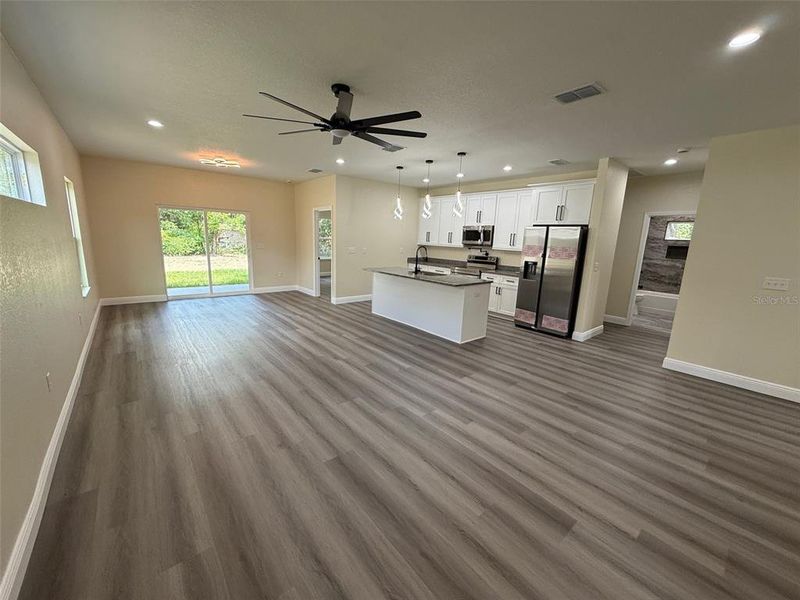 Spacious, unfurnished interior of a new home in , Gainesville (Image 14). Spacious, unfurnished interior of a new home in , Gainesville (Image 14).
