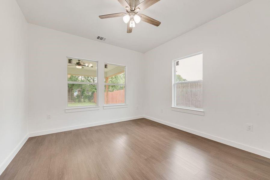 Spacious, unfurnished interior of a new home in , Dallas (Image 14). Spacious, unfurnished interior of a new home in , Dallas (Image 14).