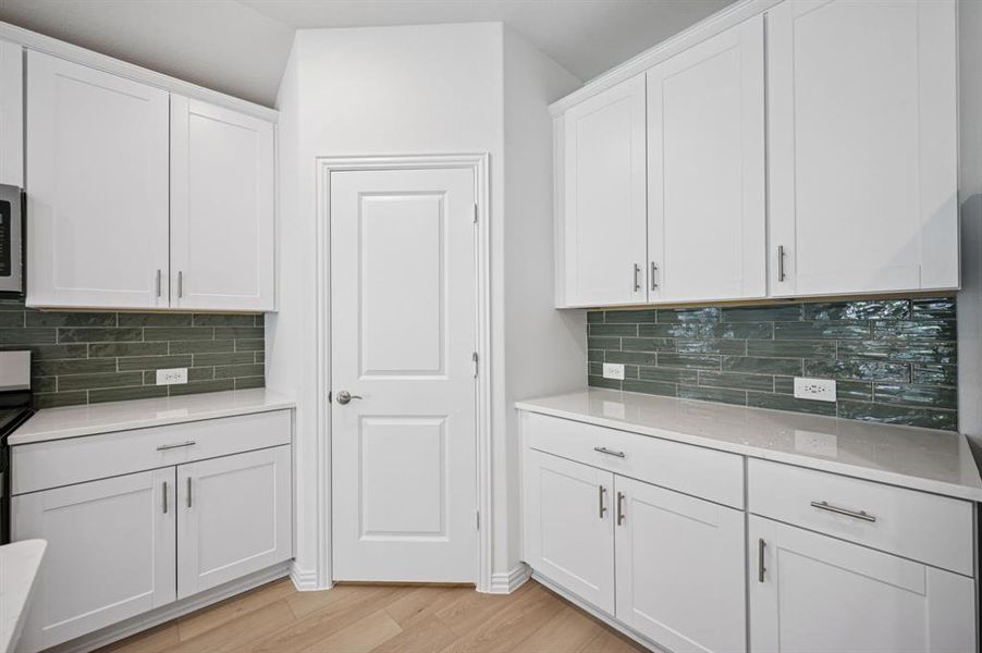 Photo is not of the actual home, but is an inspirational photo of builder’s model home and may depict options, furnishings, and/or decorator features that are not included.