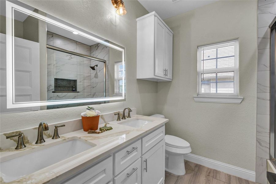 Secondary full bathroom Secondary full bathroom