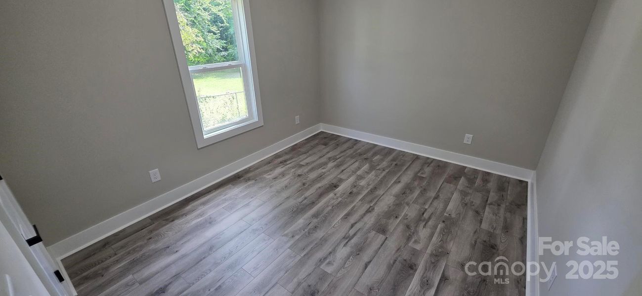Spacious, unfurnished interior of a new home in , Gastonia (Image 27).