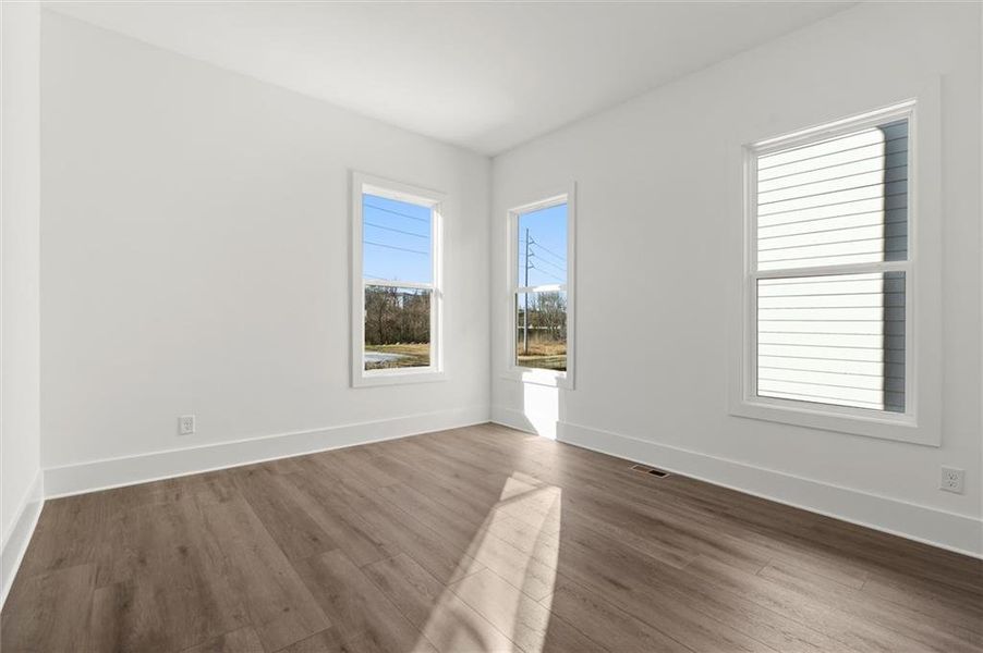 Spacious, unfurnished interior of a new home in , Atlanta (Image 32).