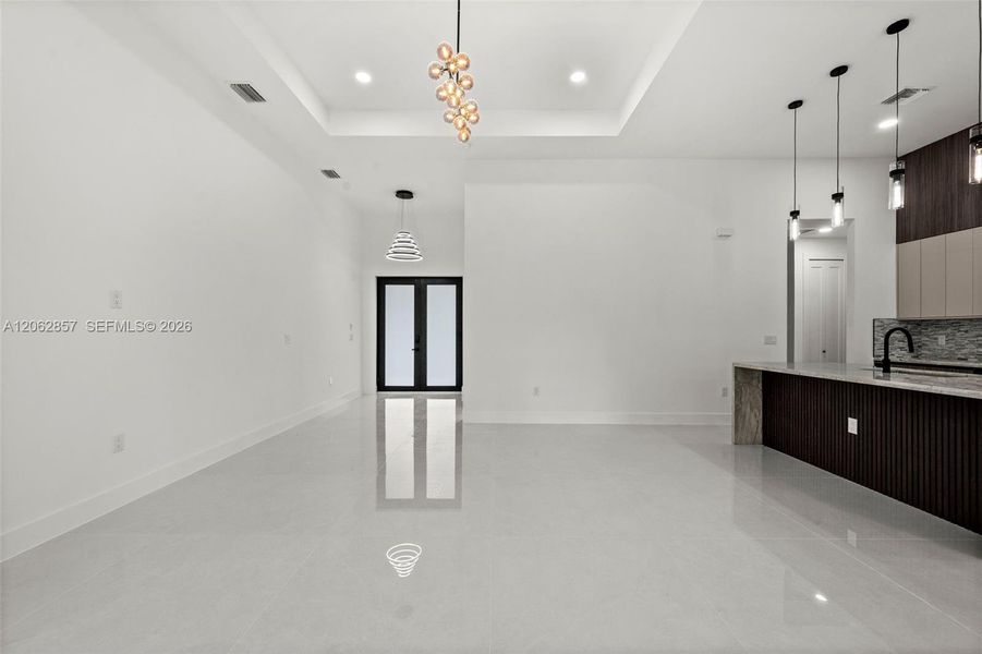 Spacious, unfurnished interior of a new home in , Lehigh Acres (Image 31).