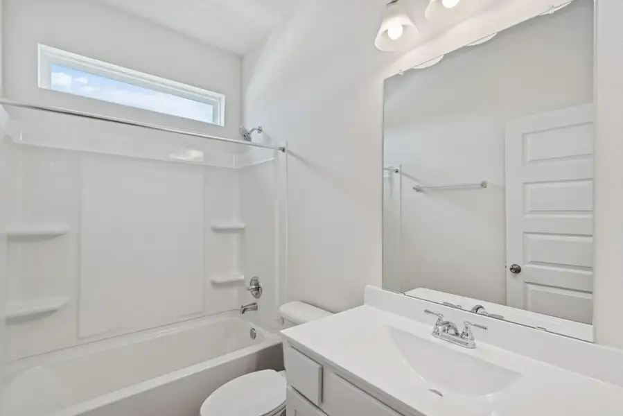 The Princeton II- Hall Bath 3