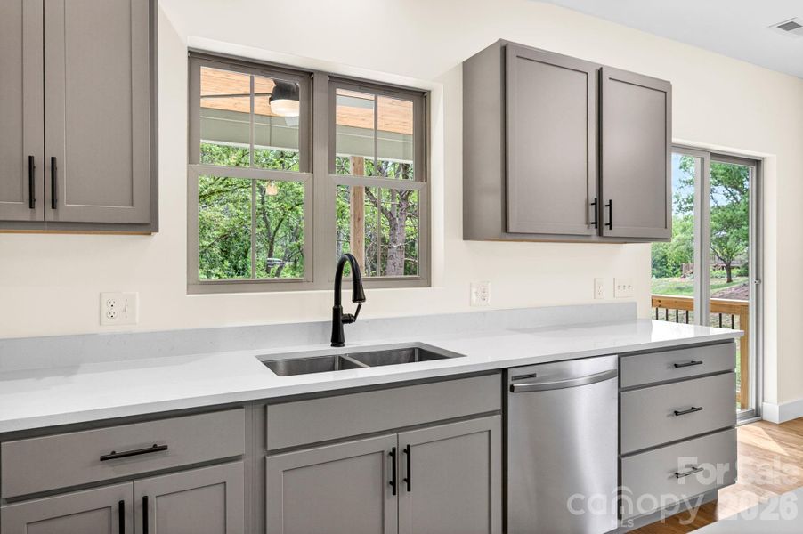 Image 41 of a home in .