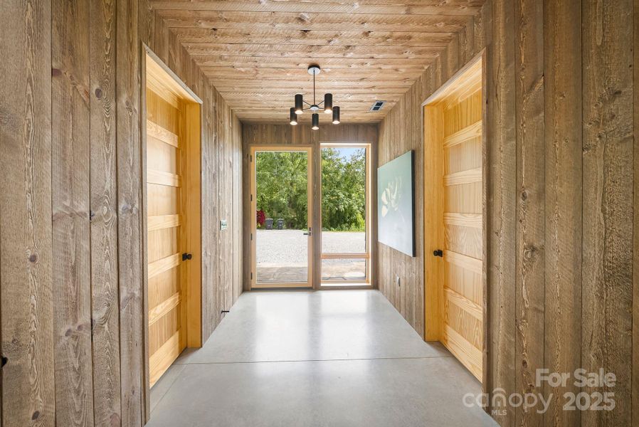 Image 48 of a home in .