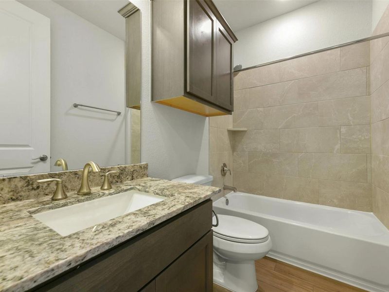 Image 33 of a home in Lago Mar.