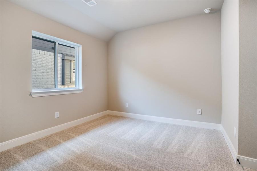 Spacious, unfurnished interior of a new home in West Crossing, Anna (Image 21).